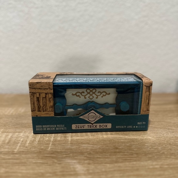 Zeus Trick Box - True Genus - Picture 4 of 7
